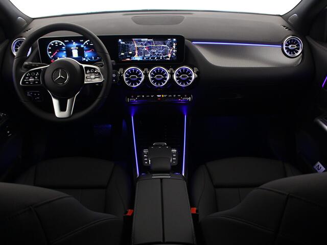 Mercedes-Benz GLA-KLASSE 200 Progressive Panoramadak | Night Pakket | sfeerverlichting Inclusief 24 maanden MB Certified garantie voor Europa.