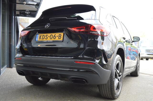Mercedes-Benz GLA-KLASSE 250 e AMG Led Panorama Memory Sfeer Camera Night Keyless Pdc