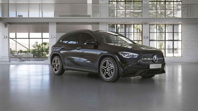 Mercedes-Benz GLA-KLASSE 250 e AMG Line | Night | Panoramadak | Lederen bekleding | Widescreen | 360 graden camera |