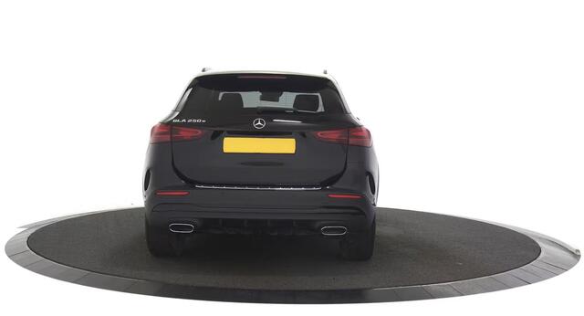 Mercedes-Benz GLA-KLASSE 250 e AMG Line