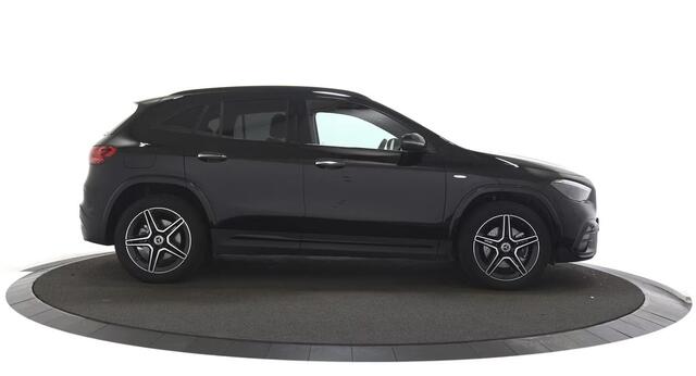 Mercedes-Benz GLA-KLASSE 250 e AMG Line
