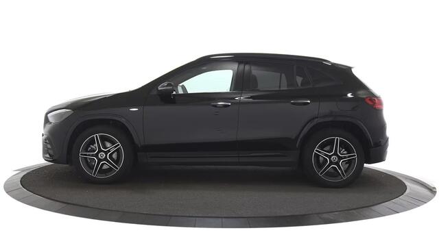Mercedes-Benz GLA-KLASSE 250 e AMG Line