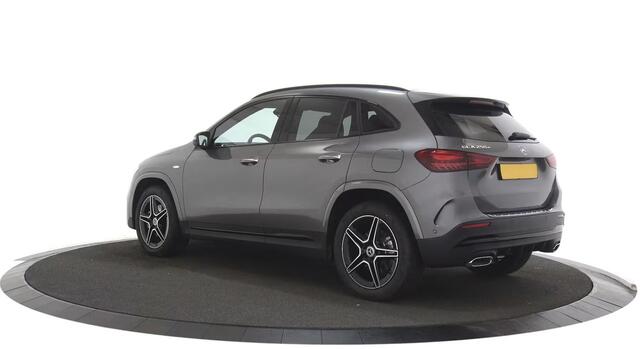 Mercedes-Benz GLA-KLASSE 250 e AMG Line