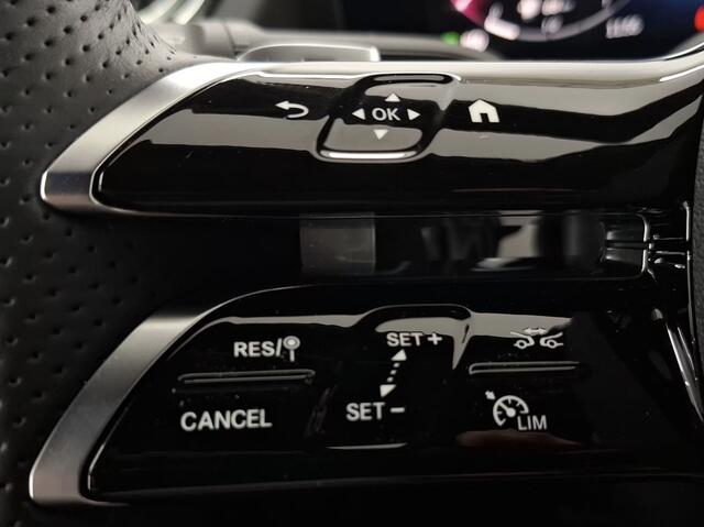 Mercedes-Benz GLA-KLASSE 250 e AMG Line