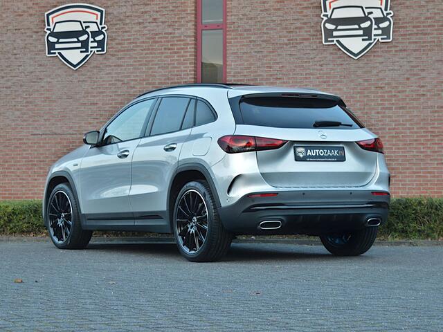 Mercedes-Benz GLA-KLASSE 250e AMG Line
