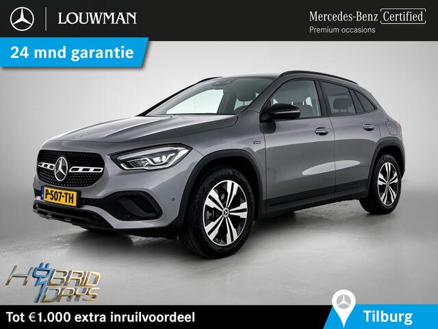 Mercedes-Benz GLA-KLASSE 250 e Progressive | Achteruitrijcamera | Sfeerverlichting | Navigatie | EASY PACK achterklep | Inclusief 24 maanden Mercedes-Benz Certified garantie voor Europa.