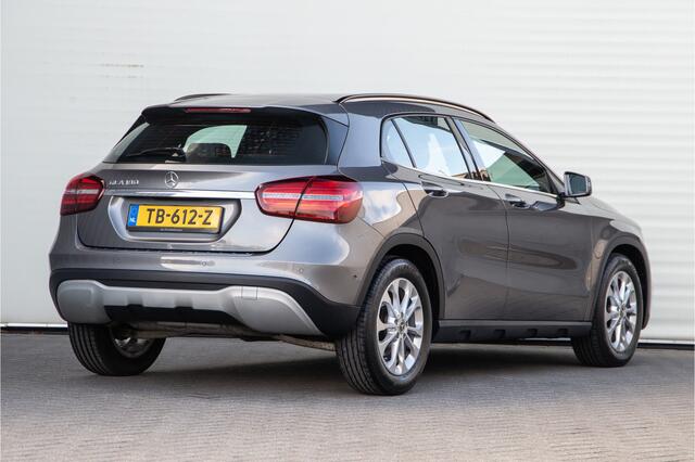 Mercedes-Benz GLA-KLASSE 180 Business Solution Camera, Navi, PDC 2018