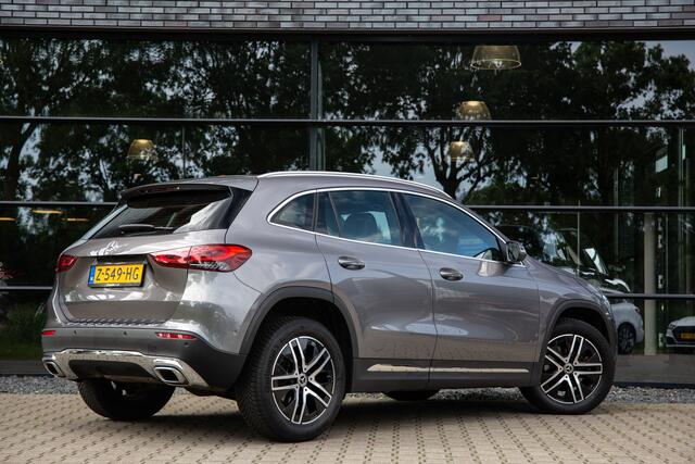 Mercedes-Benz GLA-KLASSE 200 AMG Line