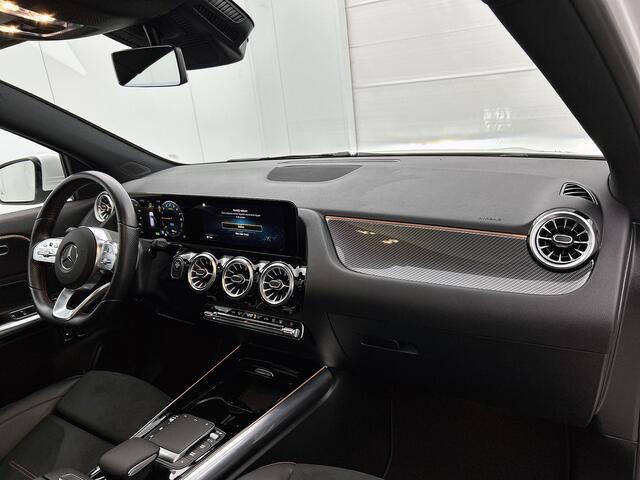 Mercedes-Benz GLA-KLASSE 250 e Business Solution AMG Limited Inclusief 24 maanden MB Certified garantie voor Europa.