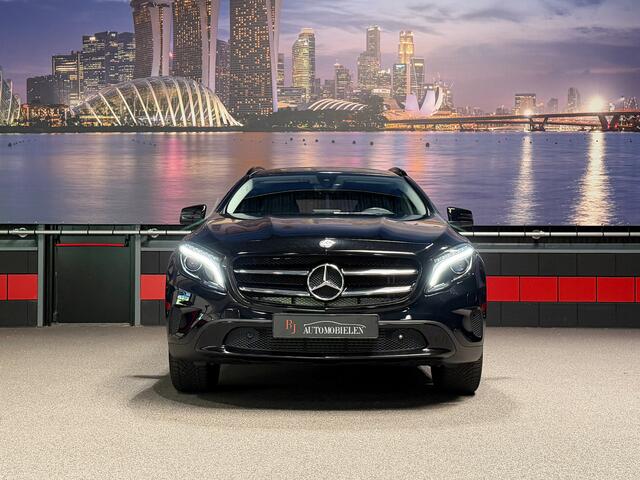 Mercedes-Benz GLA-KLASSE GLA180 Urban Trekhaak|Keyless|Camera|Sfeerverlichting|