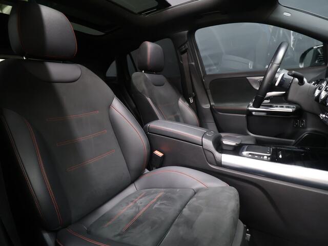 Mercedes-Benz GLA-KLASSE 250 e AMG Business Solution [SCHUIFKANTELDAK, TREKHAAK, CAMERA, PDC, CRUISE, STOELVERWARMING, DIGITAL DASH, ELEKTRISCH VERSTELBARE STOELEN, ELEKTISCHE ACHTERKLEP, NIEUWSTAAT]