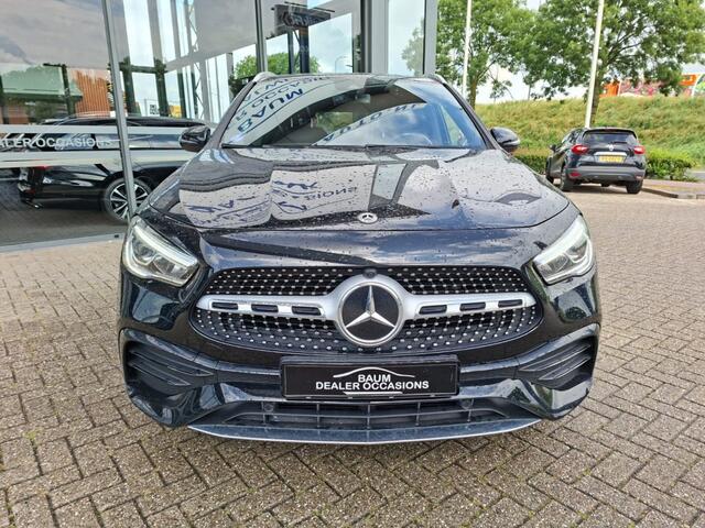 Mercedes-Benz GLA-KLASSE 200 AMG LINE AUTOMAAT LMV NAVI PDC-CAMERA STOELVW