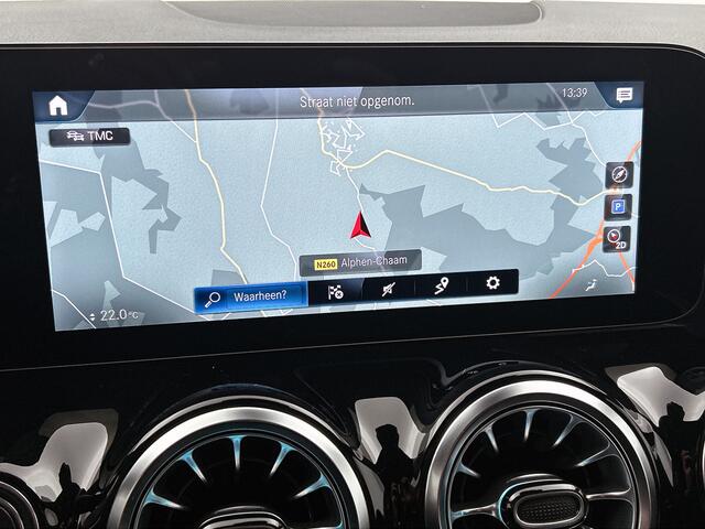 Mercedes-Benz GLA-KLASSE 250 e Business AMG-line 5 spaaks lichtmetalen velgen | MBUX wide screen| Navigatie | elect bed. voorstoelen met memory | Trekhaak | parking support met camera | Inclusief 24 maanden Mercedes-Benz Certified garantie voor Europa.