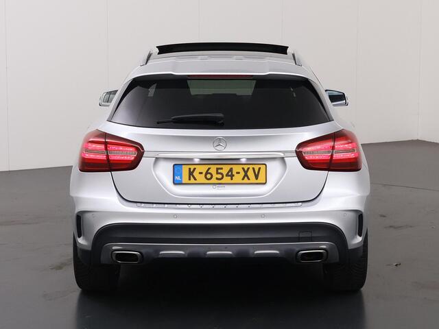 Mercedes-Benz GLA-KLASSE 250 4Matic Premium | Panoramadak | AMG | Getint glas | LED Koplampen | Stoelverwarming | Achteruitrijcamera |