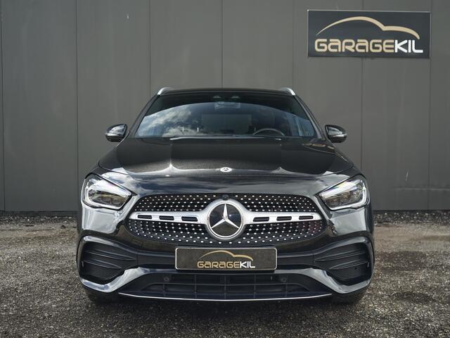 Mercedes-Benz GLA-KLASSE 250 e Business Solution AMG Limited Pano / Burmester / Sfeer verlichting / Elek stoel verst. / Carbon / Side steps / Leder / Memory / All season