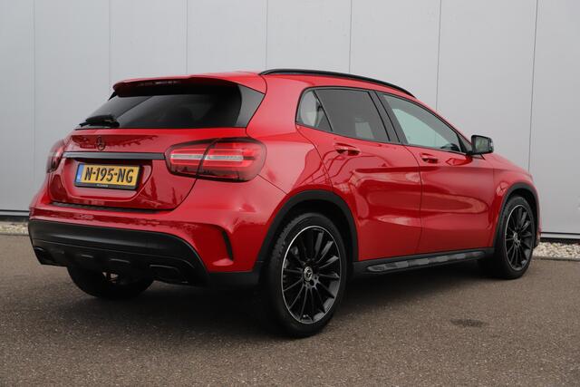 Mercedes-Benz GLA-KLASSE 200 Premium Plus AMG Automaat 19 inch LM Leder Sportstoelen Navigatie Clima Cruise Carplay