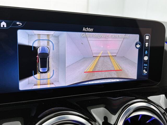 Mercedes-Benz GLA-KLASSE 180 AMG Line | AMG-Line In en Exterieur | Lichtmetalen velgen | panoramadak | Parking support | wide screen | Navigatie | Inclusief 24 maanden MB Certified garantie voor Europa.
