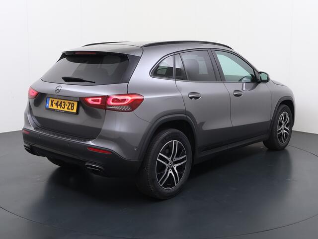 Mercedes-Benz GLA-KLASSE 200 Luxury | Sfeer LED