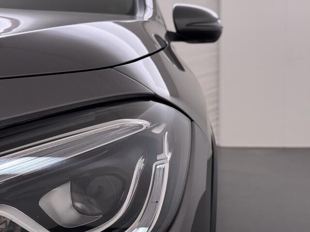 Mercedes-Benz GLA-KLASSE 200 Luxury | Sfeer LED