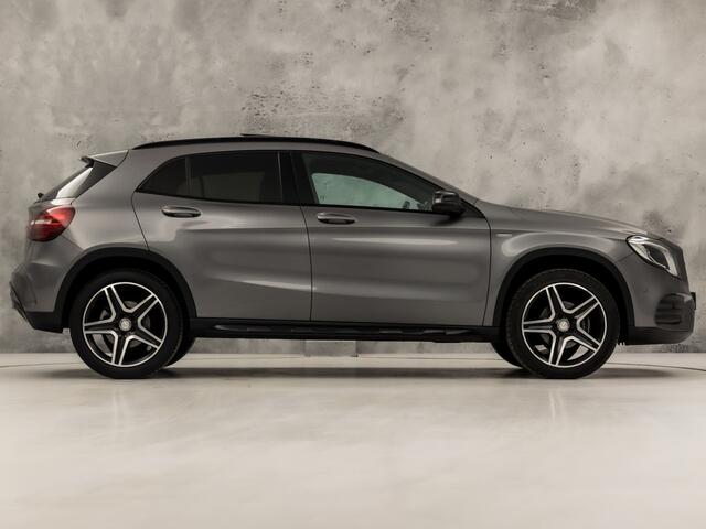Mercedes-Benz GLA-KLASSE 200 AMG Sport 156Pk Automaat (PANORAMADAK, APPLE CARPLAY, GROOT NAVI, CAMERA, LEDER, SPORTSTOELEN, ZWART HEMEL, GETINT GLAS, STOELVERWARMING, NIEUWSTAAT)