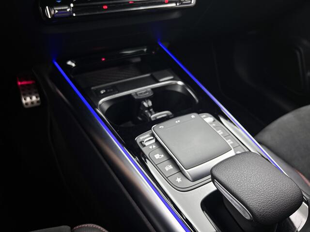 Mercedes-Benz GLA-KLASSE 250 e Business Solution AMG Limited lichtmetalen velgen | Wide screen | Navigatie MBUX | Parking support met camera Inclusief 24 maanden MB Certified garantie voor Europa.