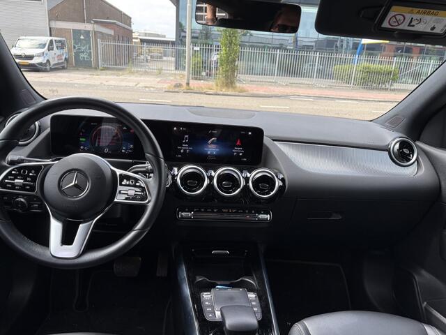 Mercedes-Benz GLA-KLASSE 250 e BnsSol Lux Ltd