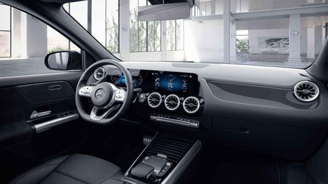 Mercedes-Benz GLA-KLASSE 180 Business Solution AMG | Night | Widescreen | Stoelverwarming | Extra getint glas |