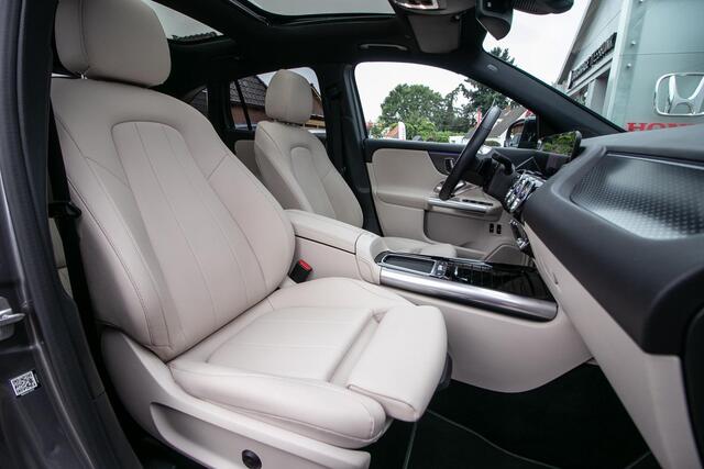 Mercedes-Benz GLA-KLASSE 250 e Luxury Line - Schuif/-kanteldak | Wegkl. Trekhaak | Beige leer | Memory