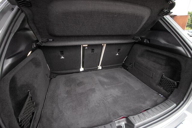 Mercedes-Benz GLA-KLASSE 250 e Luxury Line - Schuif/-kanteldak | Wegkl. Trekhaak | Beige leer | Memory