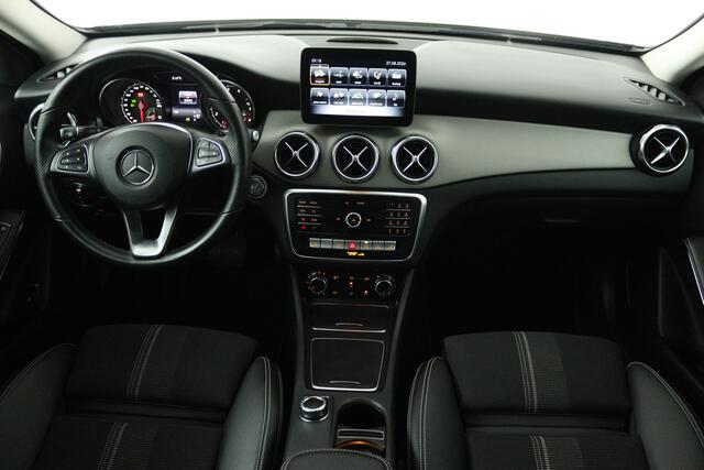Mercedes-Benz GLA-KLASSE 180 Sport Edition (STOELVERWARMING, NAVIGATIE, LED, SPORTSTOELEN, GOED ONDERHOUDEN)