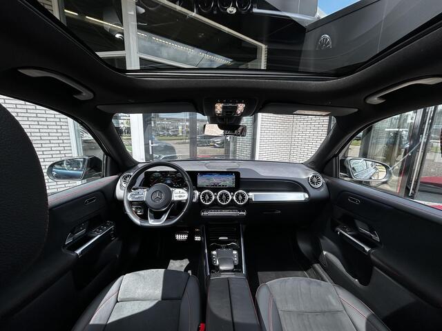 Mercedes-Benz GLB-Klasse 200 AMG Line | 7 pers | Trekhaak | Panoramadak