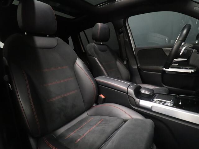 Mercedes-Benz GLB-Klasse 200 AMG Sport [SCHUIFKANTELDAK, BURMESTER SOUND, APPLE CARPLAY, ANDROID, MEMORY SEATS, HALF LEDER, CAMERA, STOELVERWARMING, PDC V+A, CRUISE, NIEUWSTAAT]