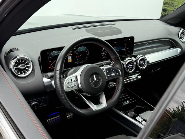 Mercedes-Benz GLB-Klasse 200 Business Solution AMG | Trekhaak | Navi | 360* Camera | LED | DAB+ | Dodehoek | 19 inch