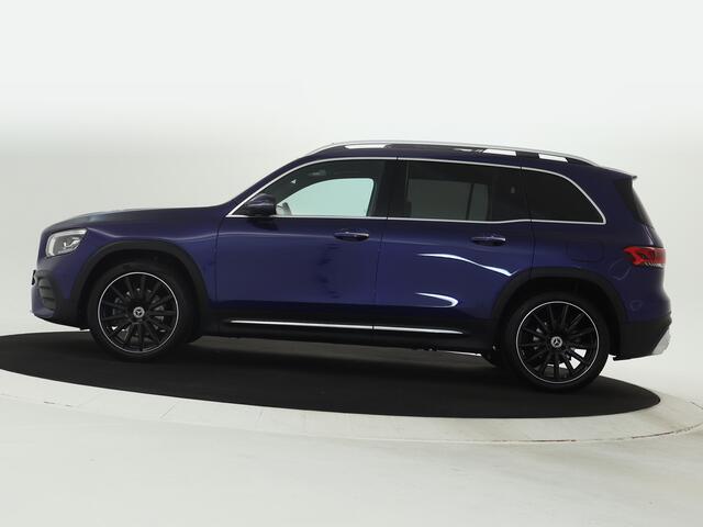 Mercedes-Benz GLB-Klasse 200 Premium Plus | Rijassistentiepakket | Multibeam led | Panoramdak | Burmester® 3D | Inclusief 24 maanden MB Certified garantie voor Europa.