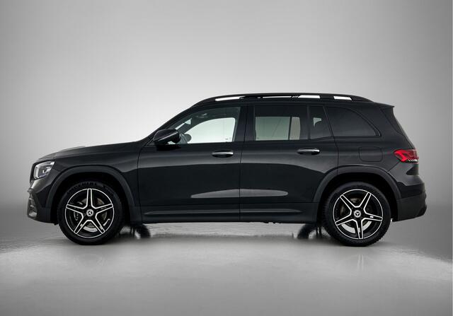 Mercedes-Benz GLB-Klasse 200 Business Solution AMG 7p. 7 Persoons | AMG | Night Pakket | Panorama Schuif-Kanteldak | Trekhaak | Memory voorstoelen. Inclusief 24 maanden MB Certified garantie voor Europa.