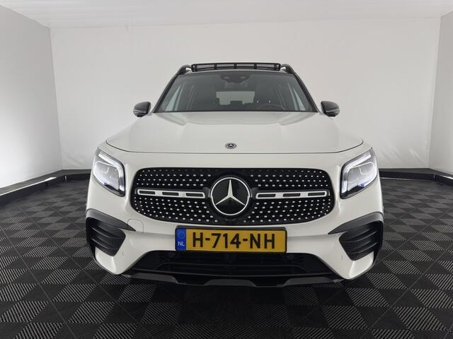 Mercedes-Benz GLB-Klasse 250 4MATIC Premium Aut. *PANO | LEATHER-MICROFIBRE | FULL-LED | BURMESTER-SOUND | TOP-VIEW | ADAPTIVE-CRUISE | BLIND-SPOT | MEMORY-PACK | WIDESCREEN-COCKPIT | KEYLESS | HEATED-SPORTSEATS | AMBIENT-LIGHT | CARPL
