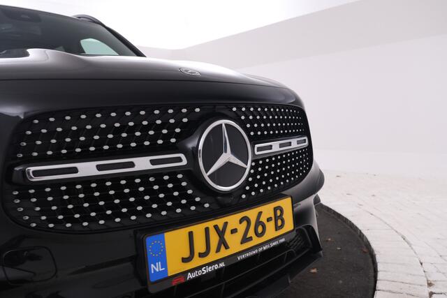 Mercedes-Benz GLB-Klasse 180 AMG Line 7p. Automaat, 7 Persoons, Navigatie, etc.