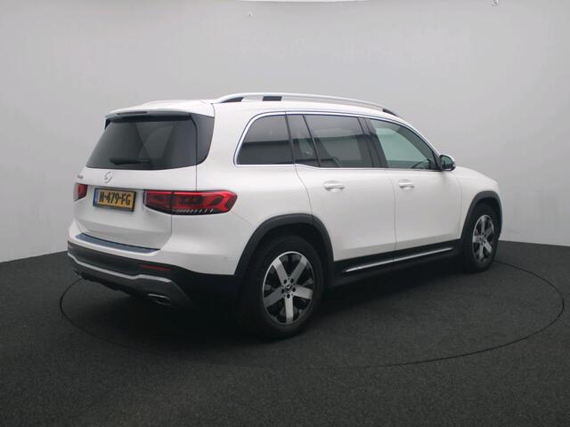 Mercedes-Benz GLB-Klasse 200 Progressive Ledkoplampen | Dodehoekassistent | Achteruitrijcamera | Easy Pack Achterklep | MBUX Augmented reality voor navigatie | Inclusief 24 maanden Mercedes-Benz Certified garantie voor Europa.