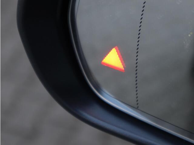 Mercedes-Benz GLB-Klasse 200 AMG Line Elektr. achterklep | Panoramadak | Apple carplay/android auto | Climate Control | Keyless