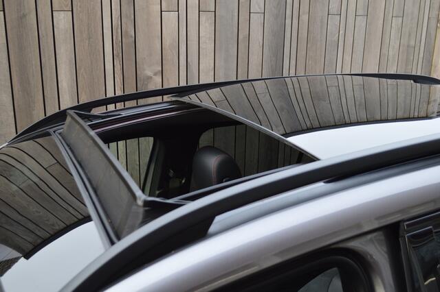 Mercedes-Benz GLB-Klasse 200 AMG Led Panorama Widescreen Sfeer Camera Night CarPlay Pdc