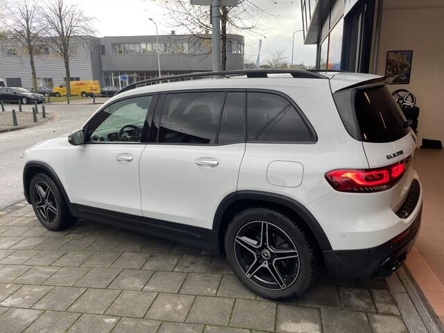 Mercedes-Benz GLB-Klasse 200 Premium Plus