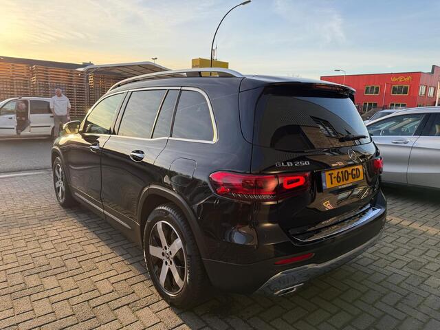 Mercedes-Benz GLB-Klasse 250 4MATIC Advantage | 1E EIGENAAR | 12MND GARANTIE | AUTOMAAT | LED | MEMORY | CARPLAY | PANODAK | CRUISE |