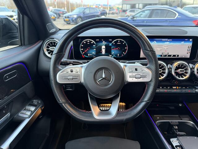 Mercedes-Benz GLB-Klasse 220d 191PK 4MATIC AMG Line LED Panoramadak Trekhaak Burmester Soud Systeem 20 Inch LMV Keyless Go Led