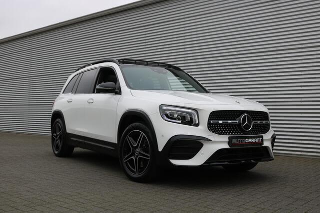 Mercedes-Benz GLB-Klasse 250 4MATIC AMG Pakket AMG NightPakket (Panoramadak Sportleder/Memory Carplay Burmester Distronic Keyless Sfeer 360Camera Full-Led 19InchAMG PrivacyGlass)