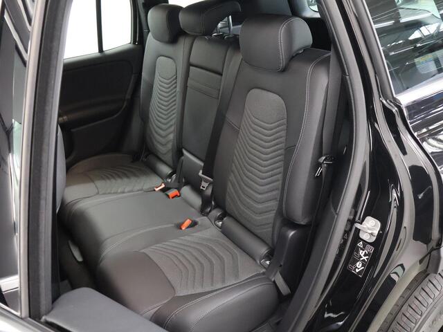 Mercedes-Benz GLB-Klasse 180 Business Solution | High-Performance LED | DAB+ Radio | Achteruitrijcamera | Stoelverwarming