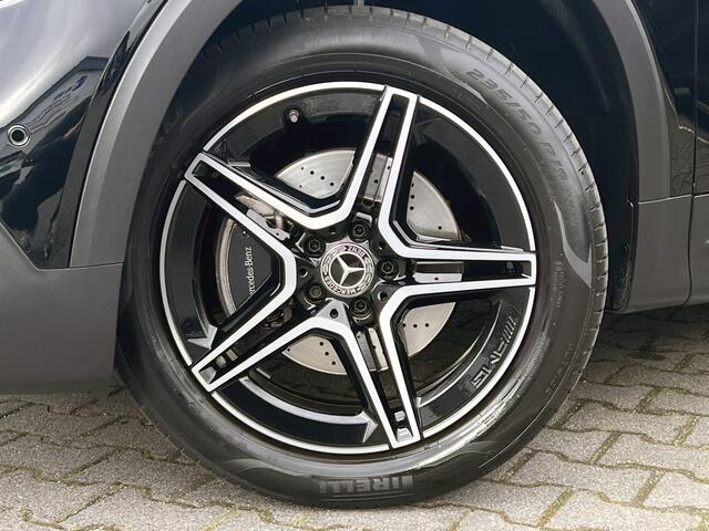 Mercedes-Benz GLB-Klasse 200 AMG-Line | Pano | Trekhaak | Matrix LED | Memory | Sfeerverlichting