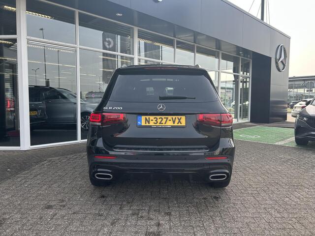 Mercedes-Benz GLB-Klasse 200 Business Solution AMG 7p. | Panoramadak | Memory | Cruise Control