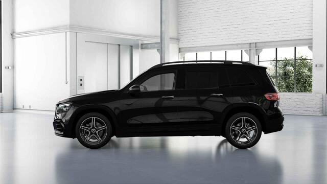 Mercedes-Benz GLB-Klasse 180 Business Solution AMG | Premium Plus | Panoramaschuifdak | Trekhaak | Winterpakket |
