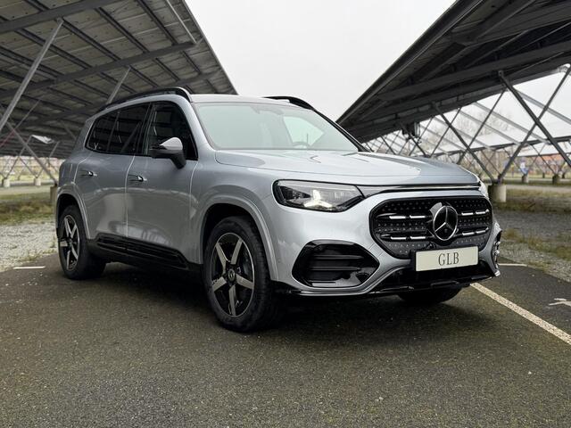 Mercedes-Benz GLB-Klasse 250+ Business Solution AMG 85.5 kWh | Night | Premium plus | Burmester | Superscreen | Panoramadak | Memory stoelen | Multibeam LED | Sfeerverlichting |