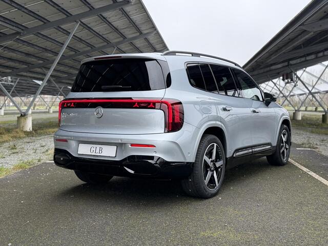 Mercedes-Benz GLB-Klasse 250+ Business Solution AMG 85.5 kWh | Night | Premium plus | Burmester | Superscreen | Panoramadak | Memory stoelen | Multibeam LED | Sfeerverlichting |